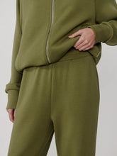 Load image into Gallery viewer, VARLEY - THE CLASSIC CUFF PANT 25" - LODEN GREEN