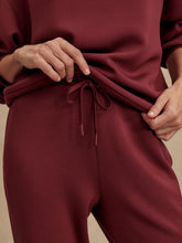 Load image into Gallery viewer, VARLEY BETSY SWEAT - NEW MAROON