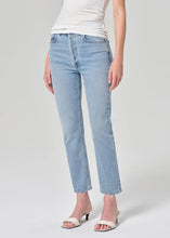 Load image into Gallery viewer, AGOLDE RILEY HIGH RISE STRAIGHT CROP (STRETCH) - FORMULA