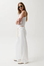 Load image into Gallery viewer, PISTOLA JADYN MID RISE DRAWSTRING PALAZZO JEAN - OPTIC WHITE