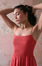 Load image into Gallery viewer, Z SUPPLY BAYSIDE LINEN MAXI DRESS - PERSIMMON