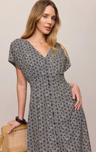 Load image into Gallery viewer, Z SUPPLY SANNA IRIS FLORAL MAXI DRESS - ECLIPSE