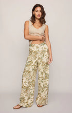 Load image into Gallery viewer, Z SUPPLY OVERLOOK TIKI LINEN PANT - ISLAND COCONUT