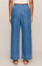 Load image into Gallery viewer, Z SUPPLY THE SIDELINES DENIM TRACK PANT - DREAMSTATE