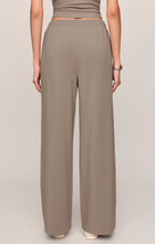 Load image into Gallery viewer, Z SUPPLY IN TRANSIT MODAL PANT - WILD MUSHROOM