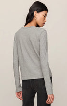 Load image into Gallery viewer, Z SUPPLY JUNIE LONG SLEEVE TEE - CLASSIC HEATHER GREY