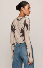 Load image into Gallery viewer, Z SUPPLY NIA CLEM FLORAL TOP - SOFT ECRU