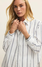 Load image into Gallery viewer, Z SUPPLY ROLLING HILLS SHIRT - WHITE