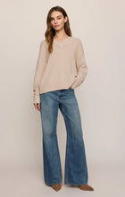 Load image into Gallery viewer, Z SUPPLY CLOUD SPUN V-NECK SWEATER - FROSTED PEARL