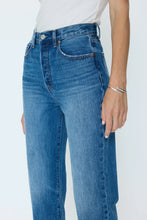 Load image into Gallery viewer, PISTOLA CASSIE SUPER HIGH RISE STRAIGHT JEAN - CAPRI