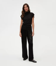 Load image into Gallery viewer, MICHAEL STARS REESE SHINE POWER SHOULDER TOP - BLACK
