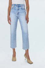 Load image into Gallery viewer, PISTOLA CASSIE SUPER HIGH RISE STRAIGHT JEAN - RADIANT VINTAGE
