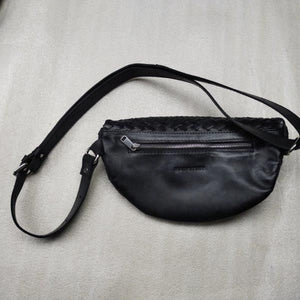 MAURITIUS PARKER CROSS BODY BAG - BLACK