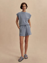 Load image into Gallery viewer, VARLEY ATRIUM HIGH-RISE SHORT 4.5&quot; - RAIN BLUE
