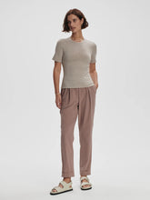 Load image into Gallery viewer, VARLEY REGINA FITTED TEE - TAUPE MARL
