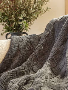 BAREFOOT DREAMS COZYCHIC DIAMOND WEAVE BLANKET - CARBON