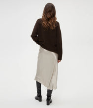 Load image into Gallery viewer, MICHAEL STARS LEILA BIAS MIDI SKIRT - CEMENT
