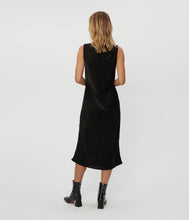 Load image into Gallery viewer, MICHAEL STARS SEEMA HAMMERED SATIN MIDI DRESS - BLACK
