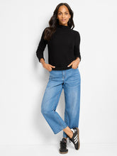 Load image into Gallery viewer, NIC+ZOE PIXEL KNIT SWEATER - BLACK ONYX
