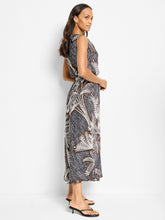 Load image into Gallery viewer, NIC+ZOE DOTTY PALMS BOAT NECK BIANCA DRESS - BLACK MULTI
