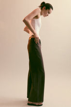 Load image into Gallery viewer, PISTOLA JADYN LOW SLUNG PALAZZO JEAN - BRUNA
