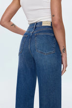 Load image into Gallery viewer, PISTOLA LANA HIGH RISE ULTRA WIDE LEG JEAN - SOHO
