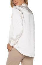 Load image into Gallery viewer, LIVERPOOL LONGLINE SHACKET - SWEET CREAM
