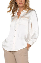 Load image into Gallery viewer, LIVERPOOL LONGLINE SHACKET - SWEET CREAM
