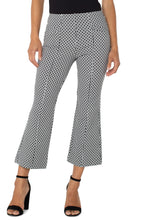 Load image into Gallery viewer, LIVERPOOL STELLA KICK FLARE WITH WELT POCKETS - BLACK WHITE BATIK PRINT
