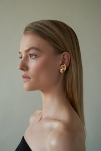 LILI CLASPE SADE EARRINGS - GOLD