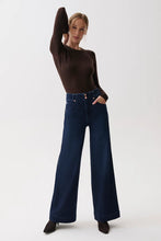 Load image into Gallery viewer, PISTOLA LANA HIGH RISE ULTRA WIDE LEG JEAN - STARSTRUCK
