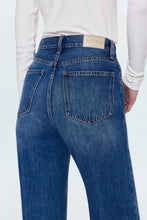 Load image into Gallery viewer, PISTOLA CASSIE SUPER HIGH RISE STRAIGHT JEAN - FAIRVIEW
