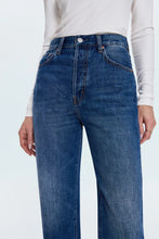 Load image into Gallery viewer, PISTOLA CASSIE SUPER HIGH RISE STRAIGHT JEAN - FAIRVIEW
