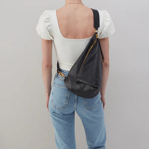 HOBO SWAY CONVERTIBLE SLING - BLACK