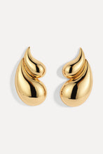 Load image into Gallery viewer, LILI CLASPE SADE EARRINGS - GOLD
