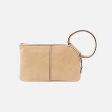 Load image into Gallery viewer, HOBO SABLE WRISTLET - DESERT SAND
