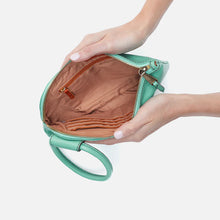 Load image into Gallery viewer, HOBO SABLE WRISTLET - SEAGLASS
