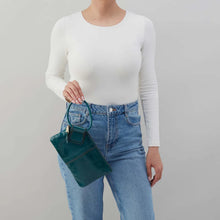 Load image into Gallery viewer, HOBO SABLE WRISTLET - WILD BLUEGRASS
