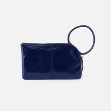 Load image into Gallery viewer, HOBO SABLE WRISTLET - WINTER VIOLET
