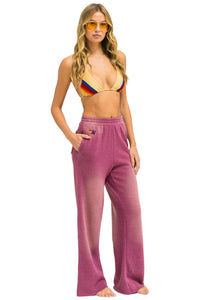 AVIATOR NATION ESSENTIAL WIDE LEG POCKET SWEATPANTS - FADED BERRY