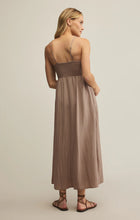 Load image into Gallery viewer, Z SUPPLY BEACHSIDE MIDI DRESS - ICED COFFEE

