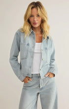 Load image into Gallery viewer, Z SUPPLY ALL DAY CROPPED DENIM JACKET - FADED INDIGO
