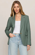 Load image into Gallery viewer, Z SUPPLY EVAN LINEN BLAZER - EVERGLADE
