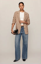 Load image into Gallery viewer, Z SUPPLY HUTTON OVERSIZED BLAZER - CLASSIC CAMEL
