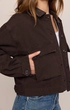 Load image into Gallery viewer, Z SUPPLY REY CROPPED DENIM CHORE JACKET - UMBER
