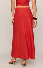 Load image into Gallery viewer, Z SUPPLY MERYL MIDI SKIRT - CHILI PEPPER
