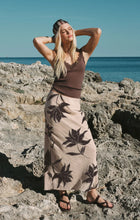 Load image into Gallery viewer, Z SUPPLY EUROPA CLEM MIDI SKIRT - SOFT ECRU

