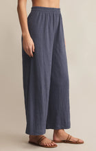 Load image into Gallery viewer, Z SUPPLY SCOUT TEXTURED SLUB PANT - WORN BLUE
