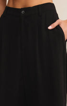 Load image into Gallery viewer, Z SUPPLY VISTA LINEN PANT - BLACK
