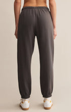 Load image into Gallery viewer, Z SUPPLY CLASSIC BOYFRIEND JOGGER - WASHED BLACK
